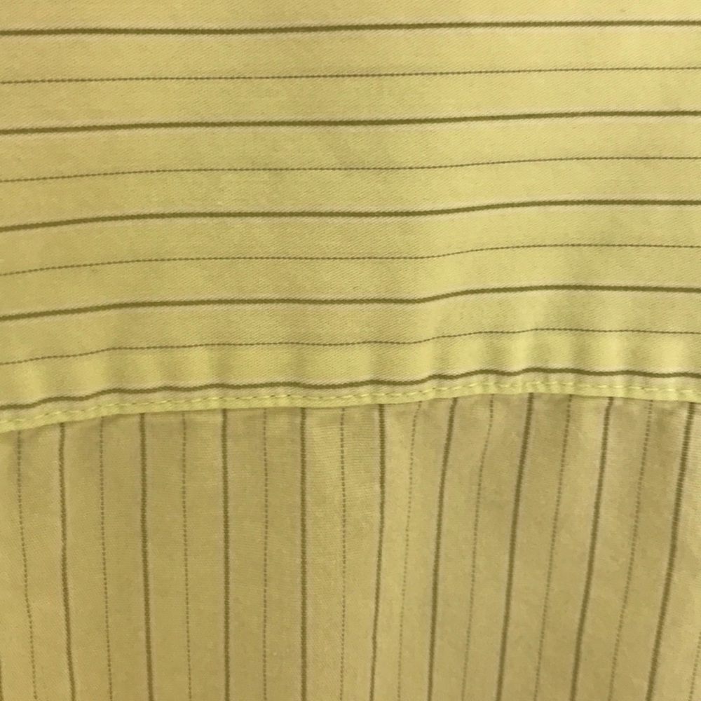 3/30 Jaclyn smith button down blouse - Picture 4 of 4